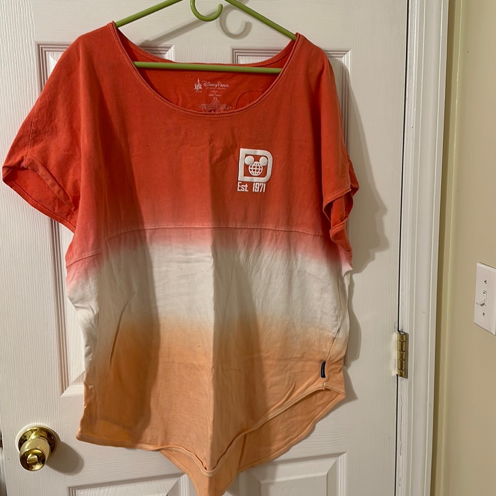 Walt Disney World short sleeve jersey good condition size extra large